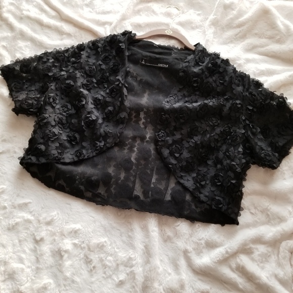 Chetta B Sweaters - CHETTA B BLACK SHRUG